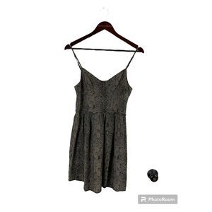 Wilfred Aritzia Women Sz 8 100% Silk Dress Nina Snakeskin‎ Rattler Print Bustier